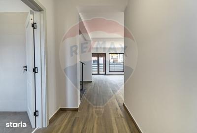 Casă cu 8 camere cu Teren 500 Mp în Hărmanului - 1