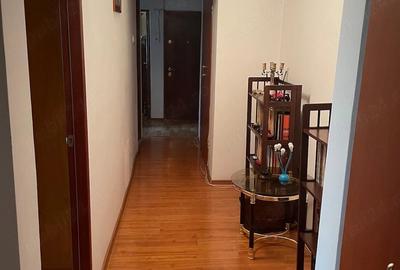 Apartament cu 3 camere decomandat în Central - 4