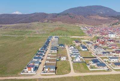 Teren Construcții intravilan de 452 mp, în Sud - 9