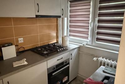 Garsonieră decomandată în Exterior Vest