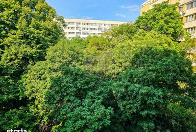 Apartament cu 3 camere decomandat în Iancului