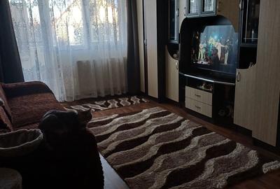 Apartament cu 2 camere semidecomandat în Micro 16 - 2