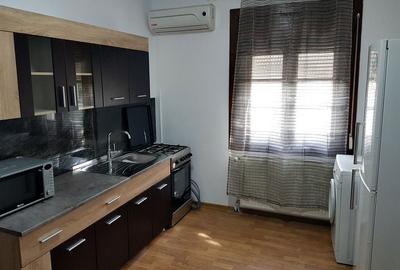 Casă individuală cu 18 camere cu Canalizare în Lipovei - 12