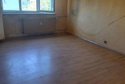 Apartament cu 3 camere decomandat în Lăpuș Argeș - 1