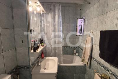 Apartament cu 2 camere decomandat, mobilat în Vasile Aaron - 11