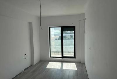 Apartament cu 3 camere semidecomandat, mobilat în Mamaia - 5