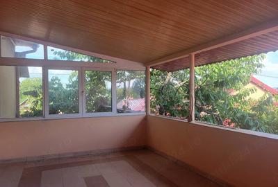 Casă cu 6 camere cu Teren 2900 Mp în Olteni - 3