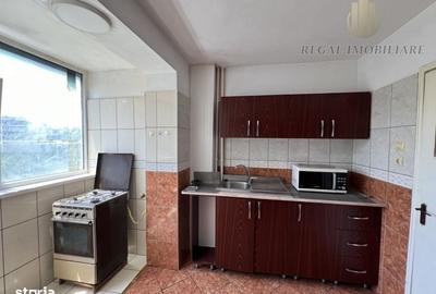 Apartament cu 3 camere în Berceni