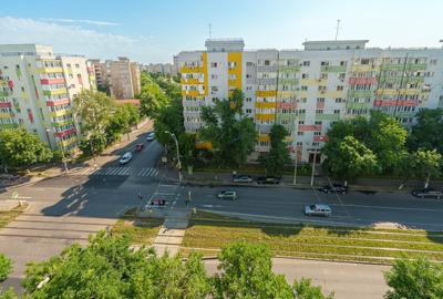 Apartament cu 3 camere decomandat în Rahova - 2