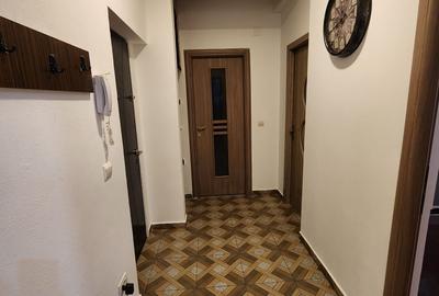 Apartament cu 2 camere decomandat în Runcu - 6