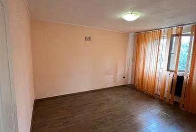 Garsonieră decomandată în Tătărași