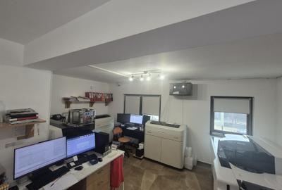 Spațiu comercial, de 100 mp, în Central