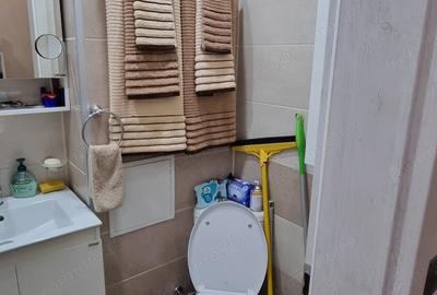 Garsonieră decomandată în Torontalului