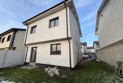 Casă cu 8 camere cu Teren 223 Mp în Radu Negru - 8