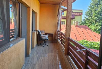 Casă individuală cu 7 camere cu Teren 250 Mp în Andronache - 4