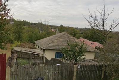 Casă cu 3 camere cu Teren 1631 Mp în Beștepe