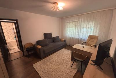 Apartament cu 2 camere semidecomandat în Alexandru cel Bun