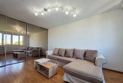 Apartament cu 3 camere decomandat în Lujerului