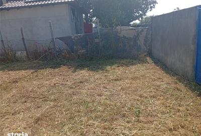 Casă cu 3 camere cu Teren 856 Mp în Central