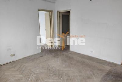 Apartament cu 2 camere semidecomandat în Cina