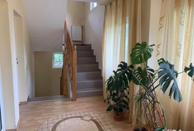 Casă cu 5 camere cu Teren 700 Mp în Goranu - 9