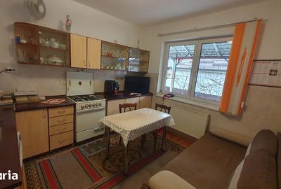 Casă cu 3 camere cu Teren 2795 Mp în Central - 7