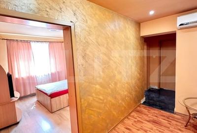 Apartament cu 3 camere decomandat, mobilat în Central