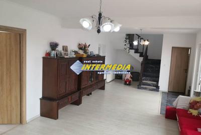 Casă individuală cu 3 camere cu Teren 453 Mp în Ciugud - 6