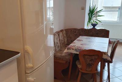 Apartament cu 3 camere decomandat în Central - 6