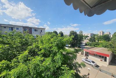 Apartament cu 2 camere semidecomandat în Km 4 - 5