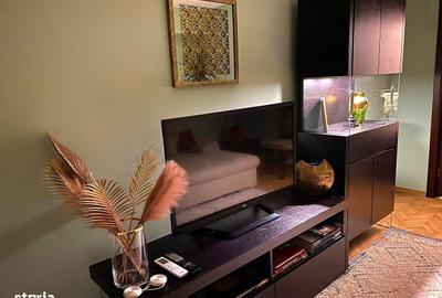Apartament cu 3 camere în Victoriei
