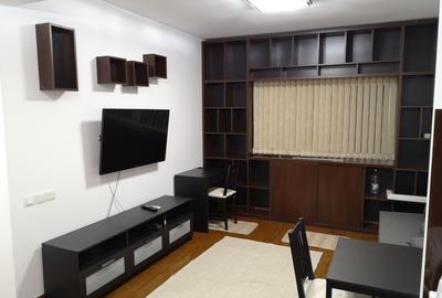 Apartament cu 2 camere semidecomandat în Păcii