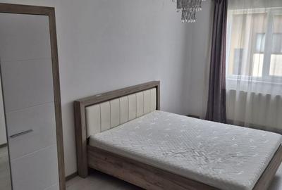 Apartament cu 3 camere semidecomandat în Florești - 4