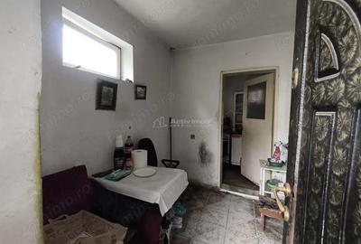 Casă cu Teren 597 Mp în Central - 4