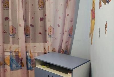 Apartament cu 3 camere decomandat în Central - 1
