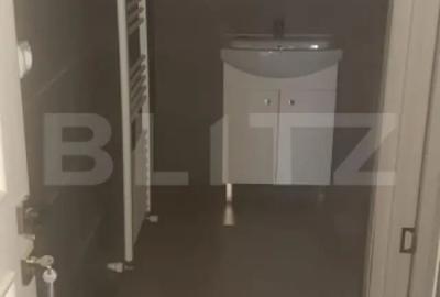 Spațiu comercial, de 148 mp, în Central - 7