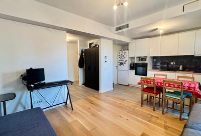 Apartament cu 2 camere semidecomandat în P-ta Presei Libere