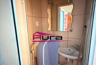 Apartament cu 3 camere decomandat în E3