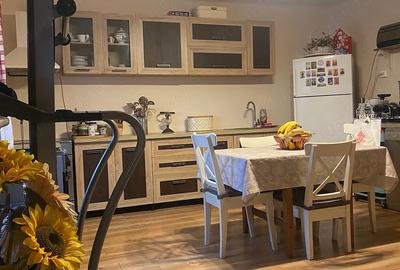 Casă cu 4 camere cu Teren 9000 Mp în Cornești - 11