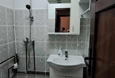 Garsonieră decomandată în Govândari
