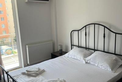 Apartament cu 3 camere decomandat în Central - 1