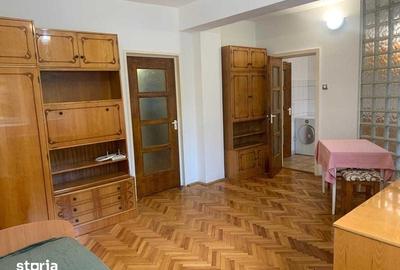 Garsonieră decomandată în Mărăști