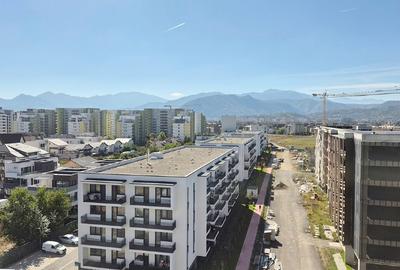 Apartament cu 3 camere decomandat în Tractorul