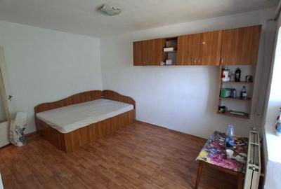 Garsonieră decomandată în Central - 5