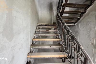 Casă cu 5 camere cu Teren 800 Mp în Central - 9