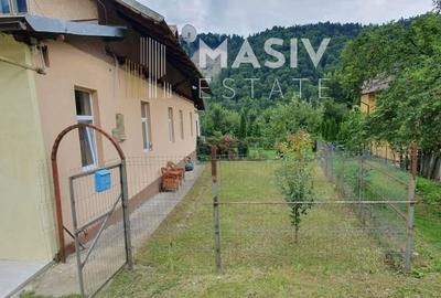 Casă individuală cu 2 camere cu Canalizare în Central - 3