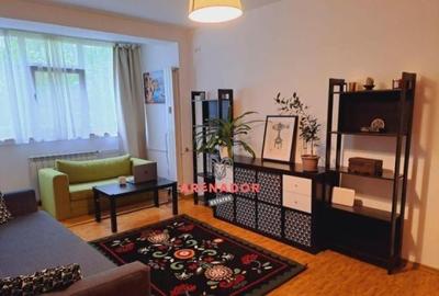 Apartament cu 2 camere, mobilat în Titan