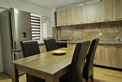 Apartament cu 3 camere decomandat în Splaiul Unirii - 2
