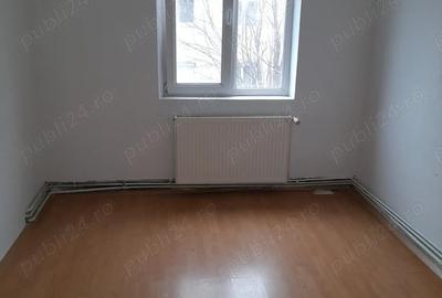Apartament cu 3 camere decomandat în Central - 4