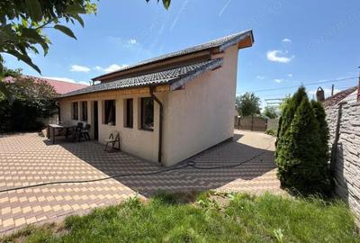 Casă cu Teren 725 Mp în Central